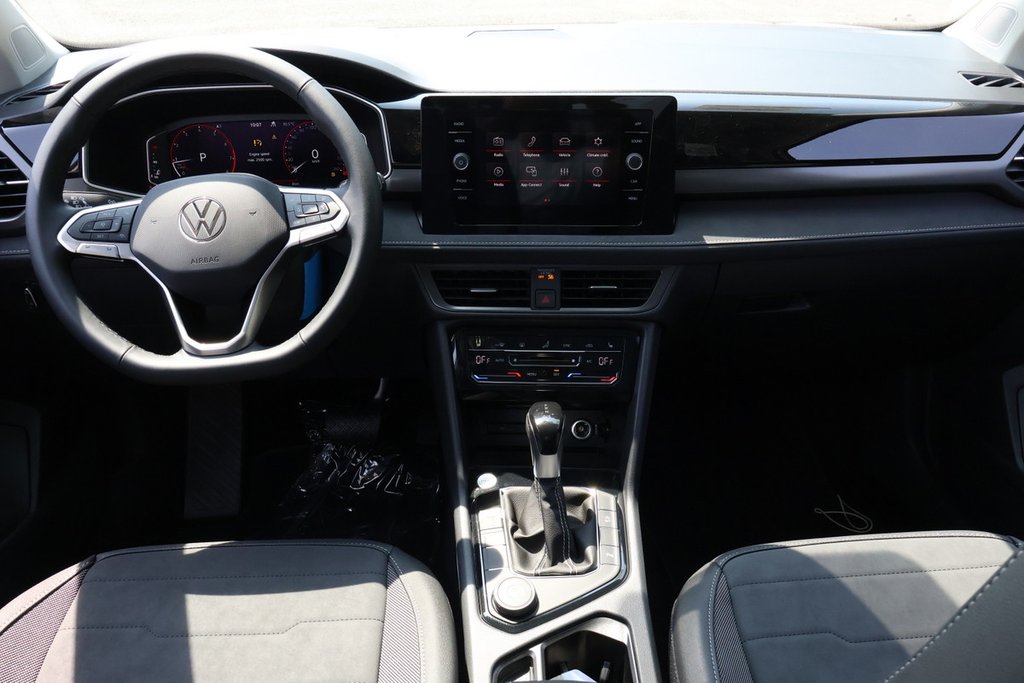 2025 Volkswagen Taos Comfortline Black Edition 4MOTION in Mascouche, Quebec - 11 - w1024h768px