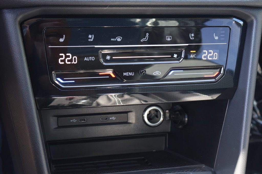 2025 Volkswagen Taos Highline 4MOTION in Mascouche, Quebec - 19 - w1024h768px