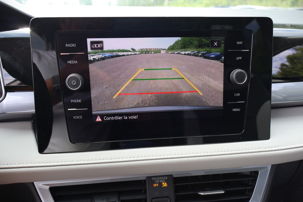 2025 Volkswagen Taos Highline 4MOTION in Mascouche, Quebec - 17 - w1024h768px