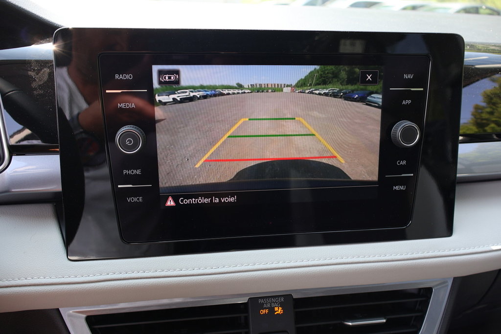2025 Volkswagen Taos Highline 4MOTION in Mascouche, Quebec - 17 - w1024h768px