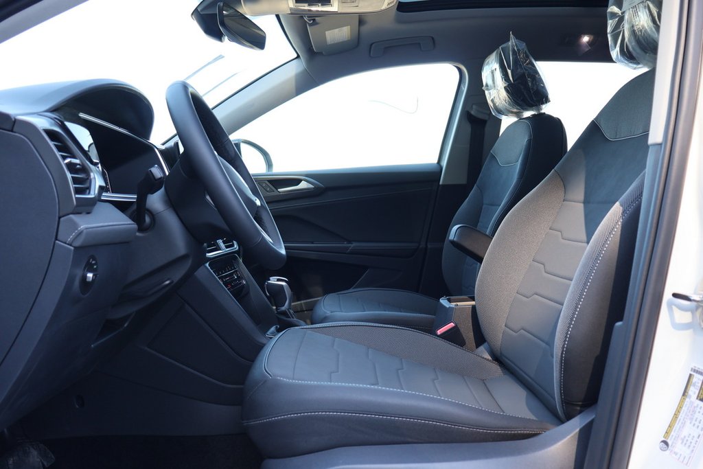 2025 Volkswagen Taos Comfortline Black Edition 4MOTION in Mascouche, Quebec - 8 - w1024h768px