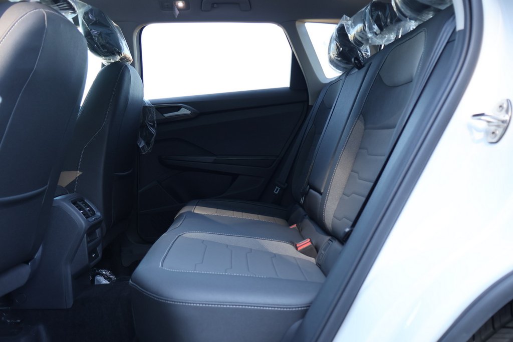 2025 Volkswagen Taos Comfortline Black Edition 4MOTION in Mascouche, Quebec - 22 - w1024h768px