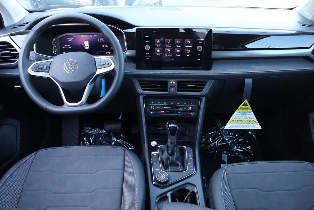 2025 Volkswagen Taos Comfortline Black Edition 4MOTION in Mascouche, Quebec - 11 - w1024h768px