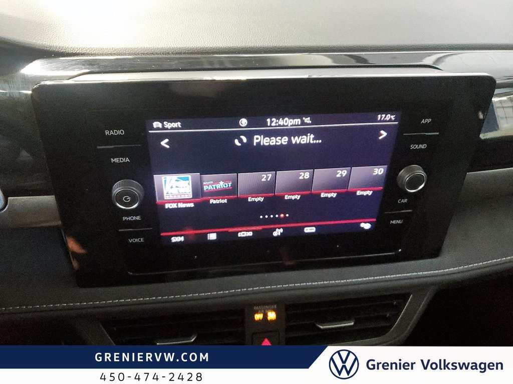 2025 Volkswagen TAOS Comfortline Black Edition, AWD, Carplay, Toit in Terrebonne, Quebec - 17 - w1024h768px