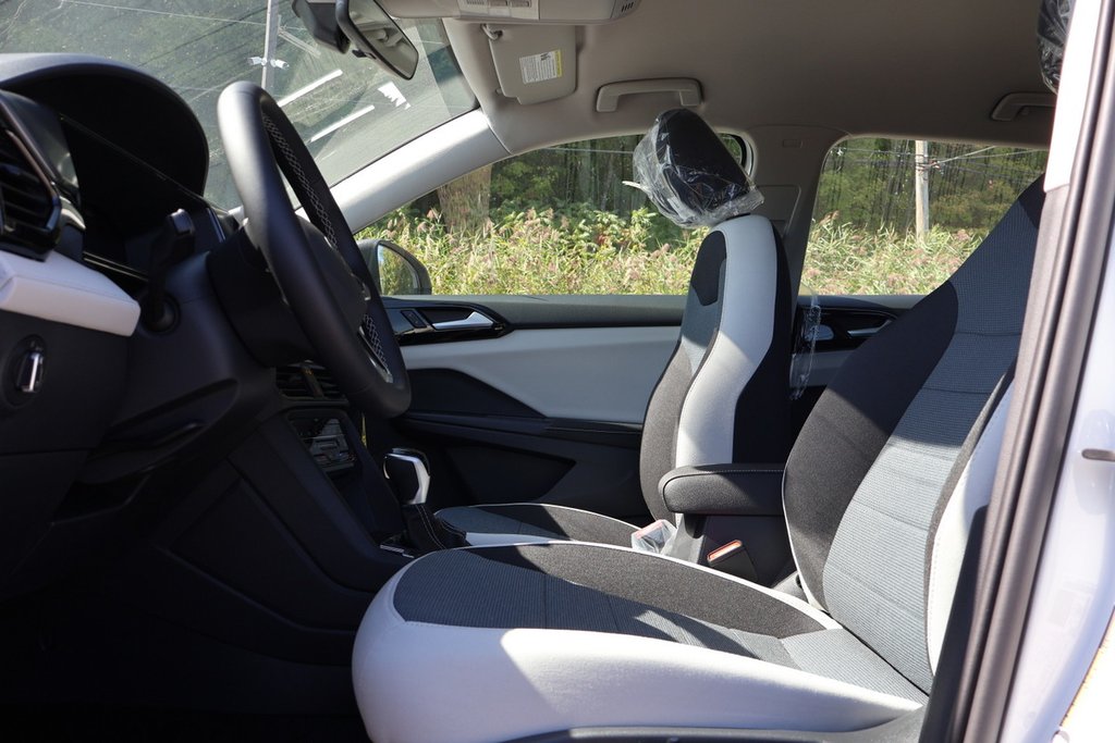 Volkswagen Taos Trendline 4MOTION 2026 à Mascouche, Québec - 8 - w1024h768px