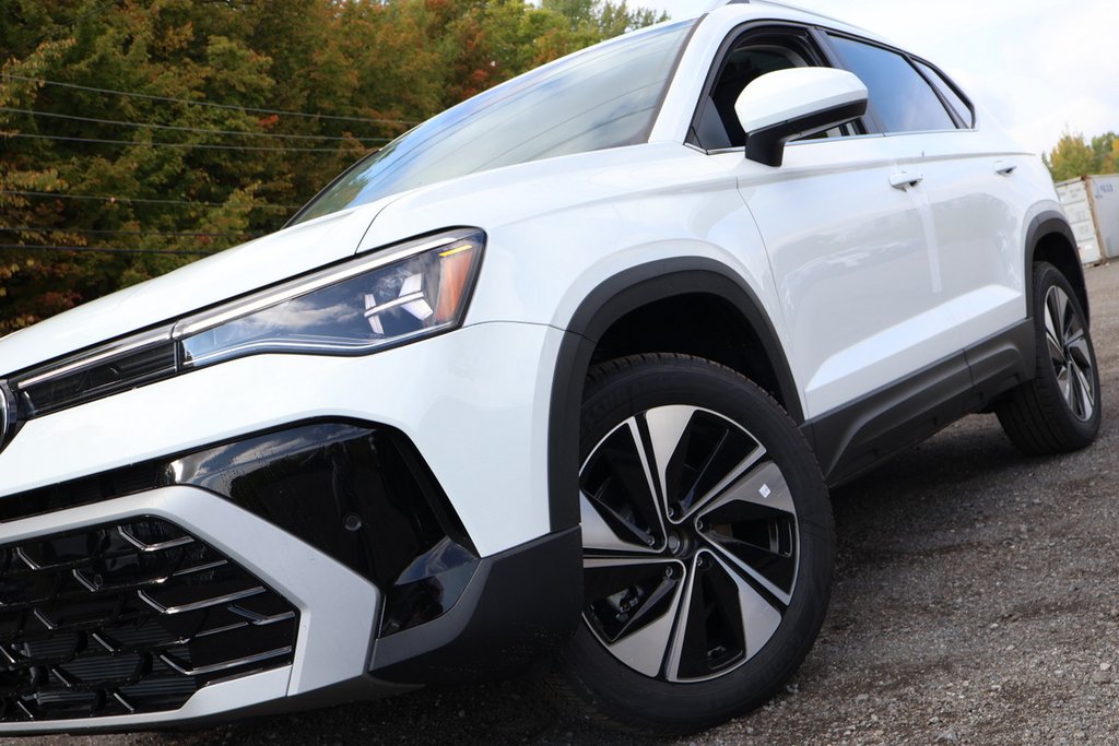 2026 Volkswagen Taos Highline 4MOTION in Mascouche, Quebec - 7 - w1024h768px
