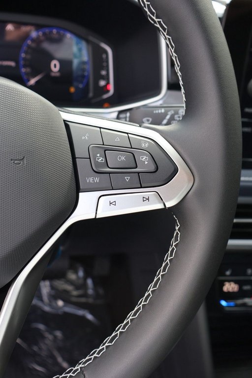 2026 Volkswagen Taos Highline 4MOTION in Mascouche, Quebec - 14 - w1024h768px