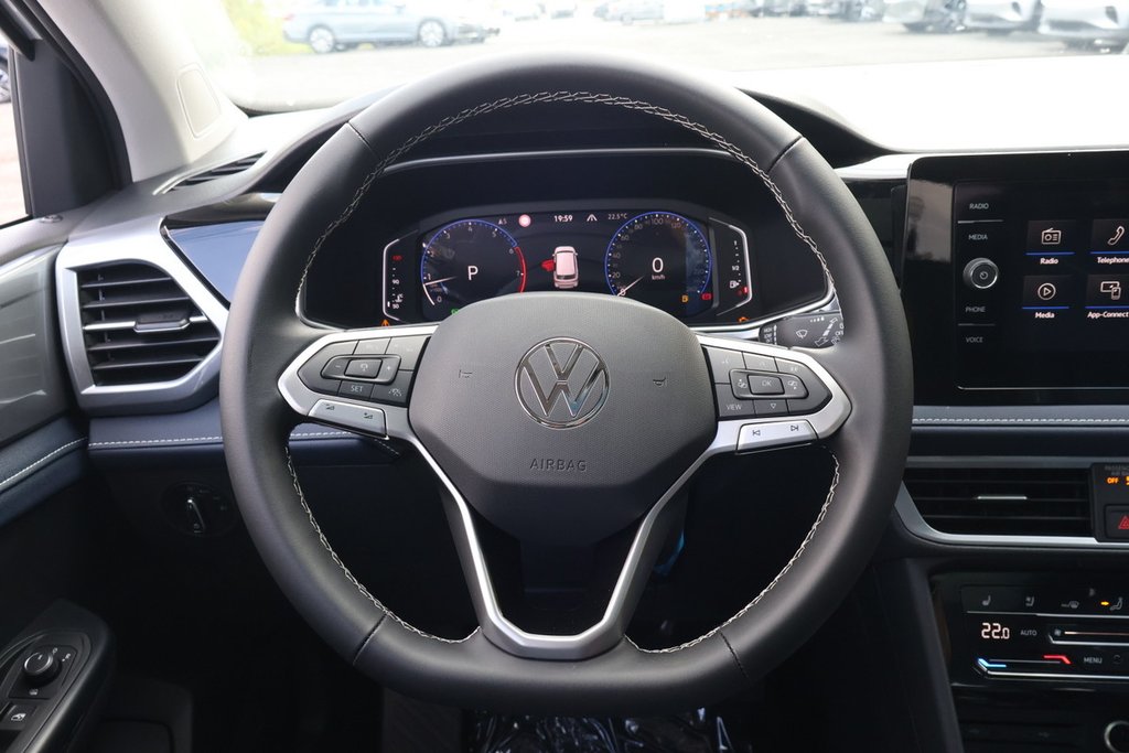 2026 Volkswagen Taos Highline 4MOTION in Mascouche, Quebec - 12 - w1024h768px