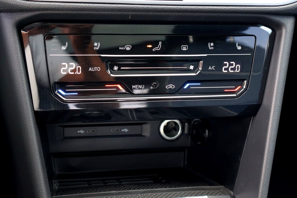 2026 Volkswagen Taos Highline 4MOTION in Mascouche, Quebec - 19 - w1024h768px