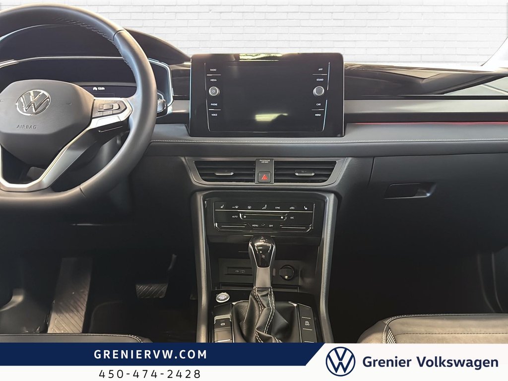 Volkswagen Taos Comfortline Black Edition 4MOTION 2026 à Mascouche, Québec - 9 - w1024h768px