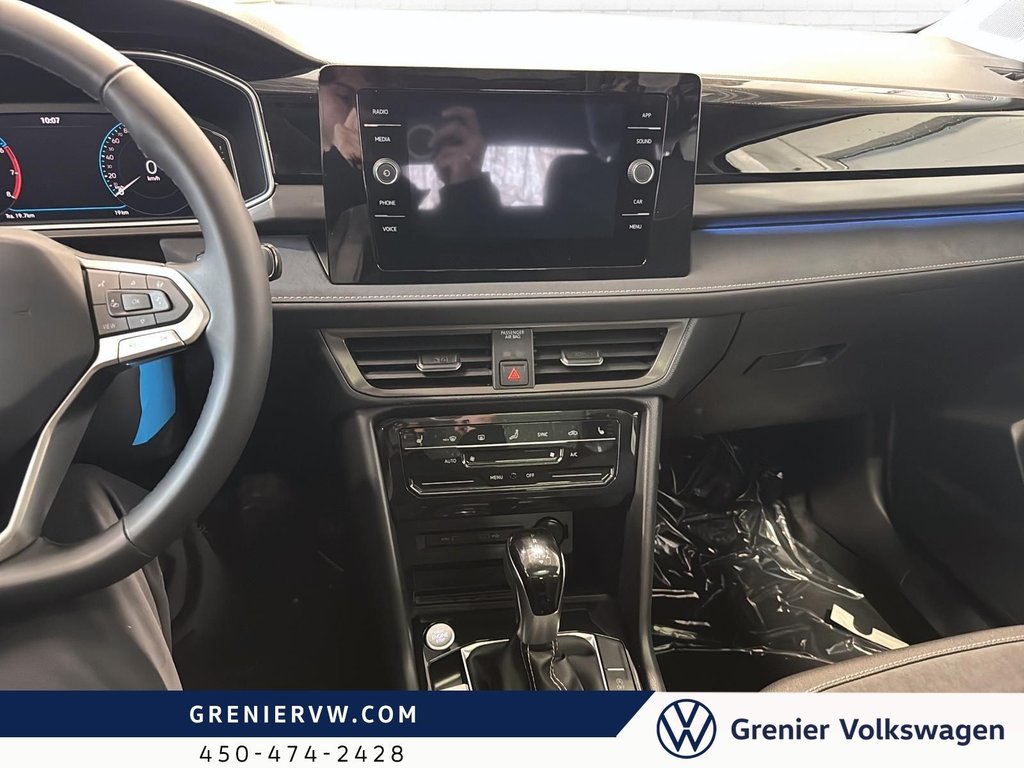 Volkswagen Taos Comfortline Black Edition 4MOTION 2026 à Mascouche, Québec - 9 - w1024h768px