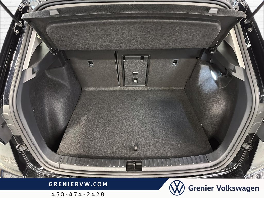 Volkswagen Taos Comfortline Black Edition 4MOTION 2026 à Mascouche, Québec - 7 - w1024h768px