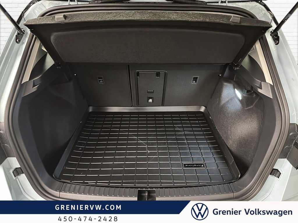 Volkswagen Taos Comfortline Black Edition 4MOTION 2026 à Mascouche, Québec - 7 - w1024h768px