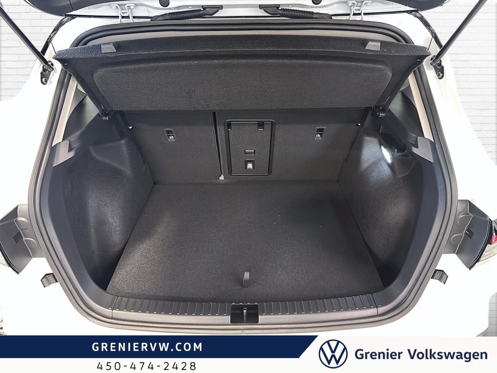 Volkswagen Taos Comfortline Black Edition 4MOTION 2026 à Mascouche, Québec - 7 - w1024h768px