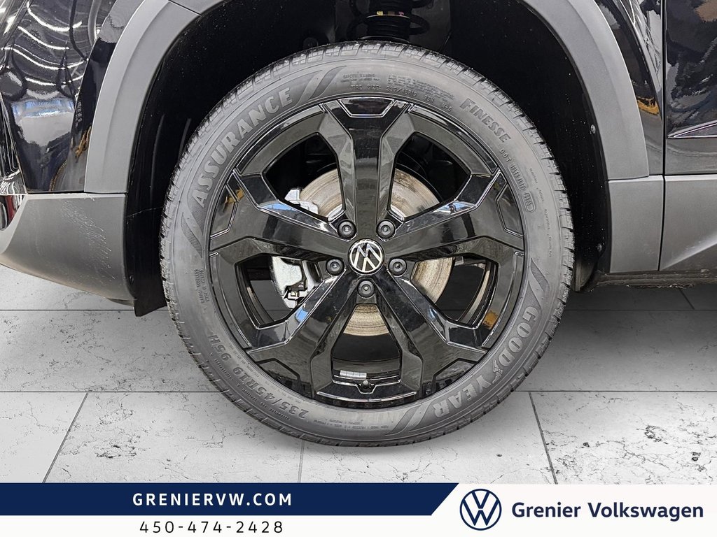 Volkswagen Taos Comfortline Black Edition 4MOTION 2026 à Mascouche, Québec - 3 - w1024h768px