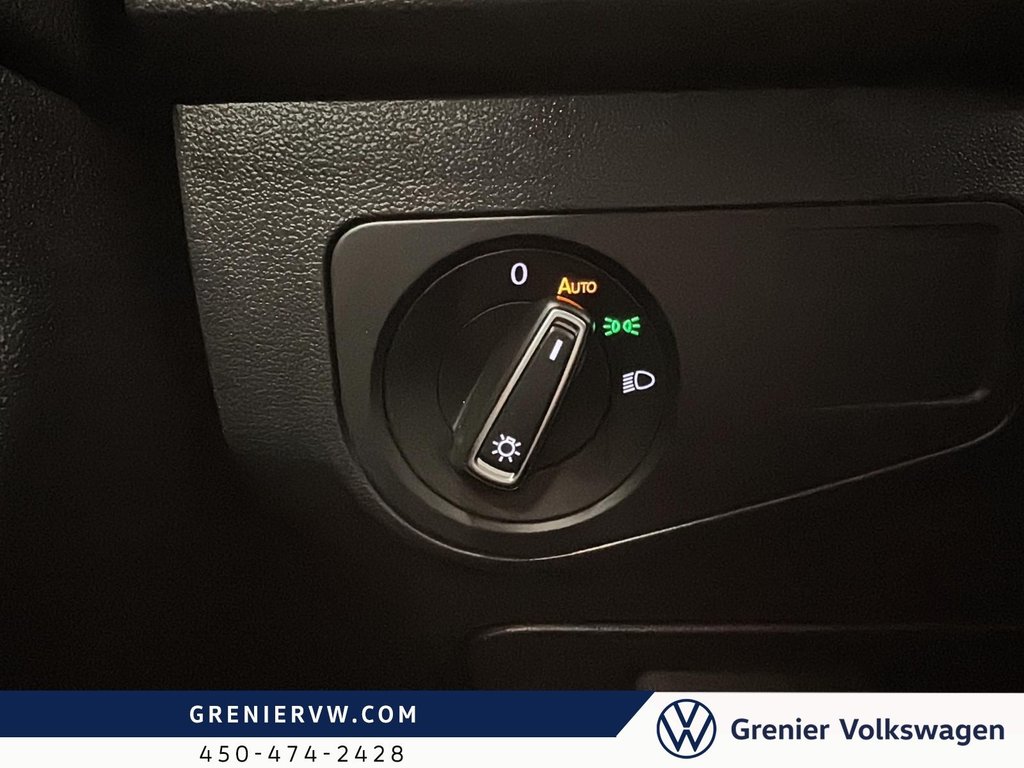 Volkswagen Tiguan Comfortline Comfortline R-Line, Cuir, Toit Pano, Siège Chauff. 2023 à Terrebonne, Québec - 21 - w1024h768px