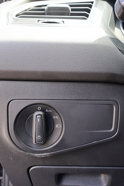Volkswagen Tiguan Trendline,FWD,Apple car play,Commandes au volant 2019 à Mascouche, Québec - 24 - w1024h768px