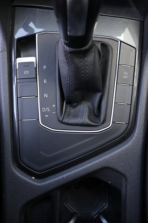 Volkswagen Tiguan Trendline,FWD,Apple car play,Commandes au volant 2019 à Mascouche, Québec - 23 - w1024h768px