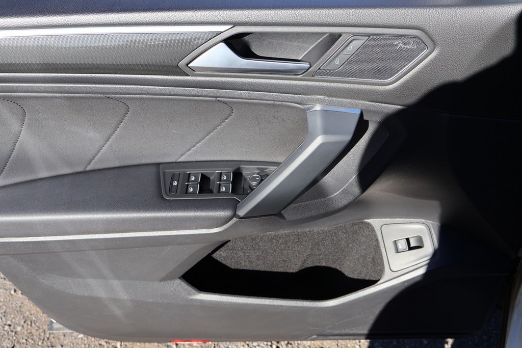 2019 Volkswagen Tiguan Highline,4Motion,jamais accidenté in Mascouche, Quebec - 29 - w1024h768px
