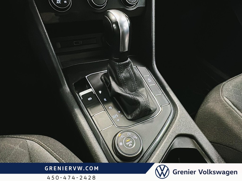 2019 Volkswagen Tiguan Trendline, 4Motion, Banc chauffants, Caméra in Terrebonne, Quebec - 14 - w1024h768px