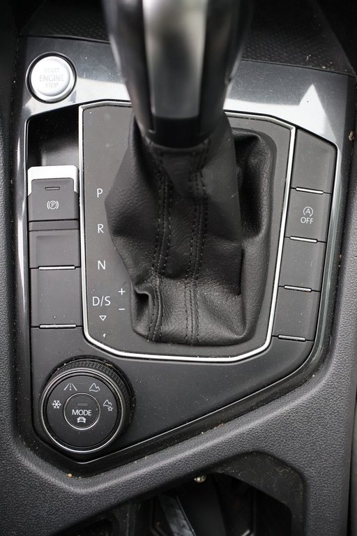 Volkswagen Tiguan 2020 Volkswagen Tiguan Comfortline,Toit Pano, Awd 2020 à Terrebonne, Québec - 24 - w1024h768px
