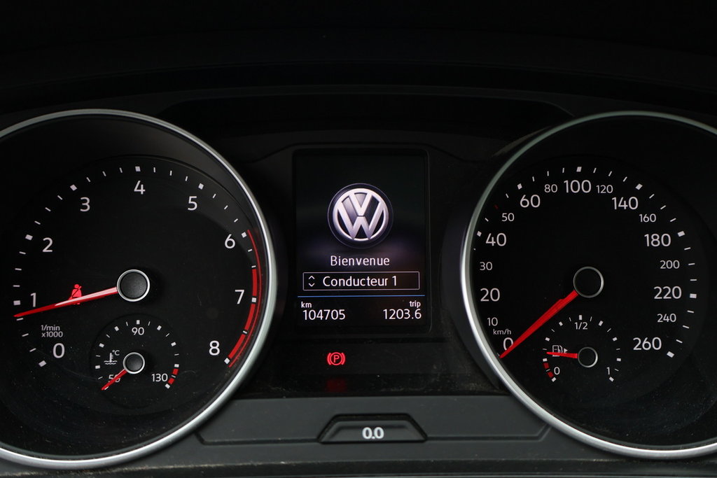 Volkswagen Tiguan 2020 Volkswagen Tiguan Comfortline,Toit Pano, Awd 2020 à Terrebonne, Québec - 19 - w1024h768px