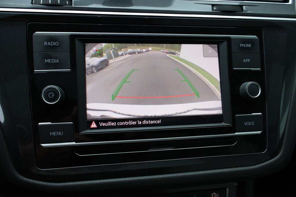 Volkswagen Tiguan 2020 Volkswagen Tiguan Comfortline,Toit Pano, Awd 2020 à Terrebonne, Québec - 22 - w1024h768px