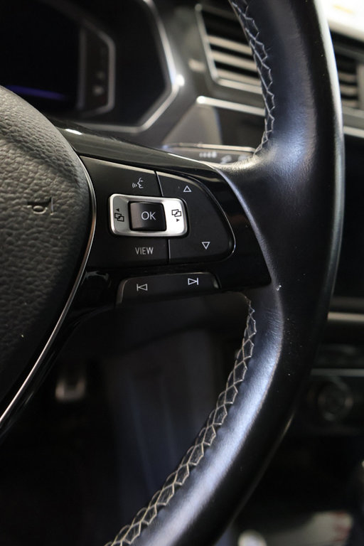 2021 Volkswagen Tiguan Highline R line, Toit Pano , Cockpit numerique in Terrebonne, Quebec - 18 - w1024h768px