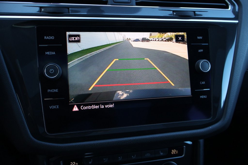 Volkswagen Tiguan Comfortline, Cuir, Toit, Carplay, 4Motion 2021 à Terrebonne, Québec - 22 - w1024h768px