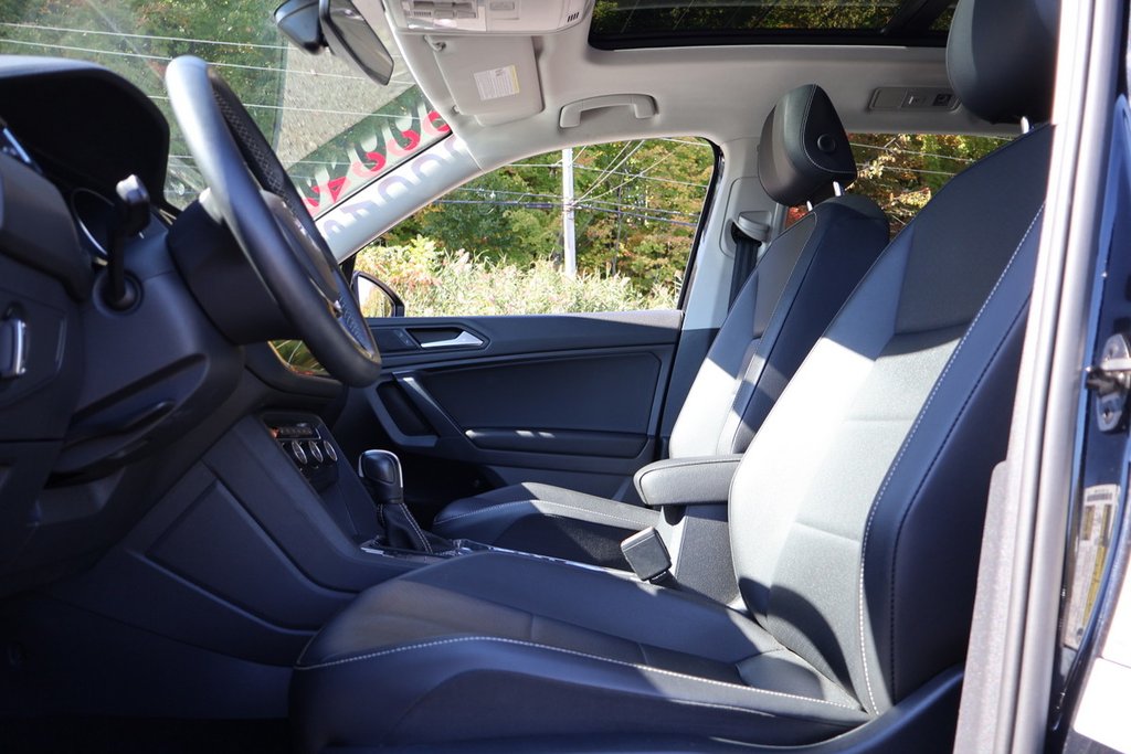 Volkswagen Tiguan Comfortline, Toit, Carplay, 4Motion 2021 à Terrebonne, Québec - 9 - w1024h768px