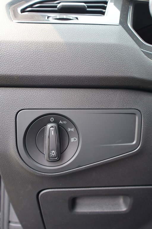 Volkswagen Tiguan Trendline, Carplay, 4 Motion, 1 Proprio 2022 à Terrebonne, Québec - 25 - w1024h768px