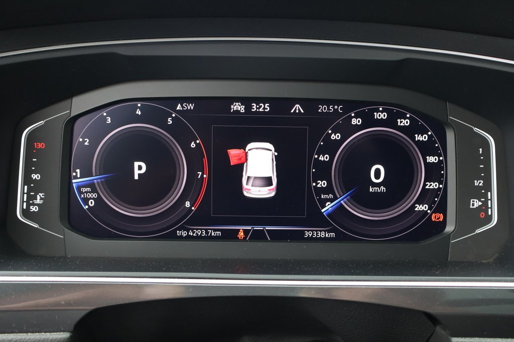 Volkswagen Tiguan Comfortline 4Motion Toit pano 2022 à Mascouche, Québec - 19 - w1024h768px