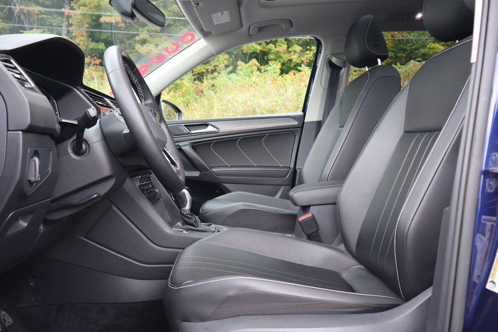 Volkswagen Tiguan Comfortline 4Motion Toit pano 2022 à Mascouche, Québec - 10 - w1024h768px