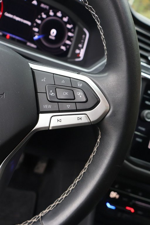 Volkswagen Tiguan Comfortline 4Motion Toit pano 2022 à Mascouche, Québec - 18 - w1024h768px