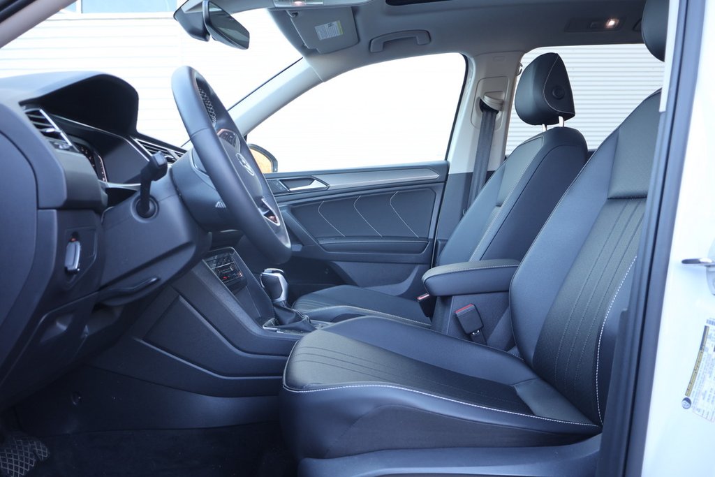 Volkswagen Tiguan Comfortline,toit pano 4motion 2022 à Terrebonne, Québec - 10 - w1024h768px
