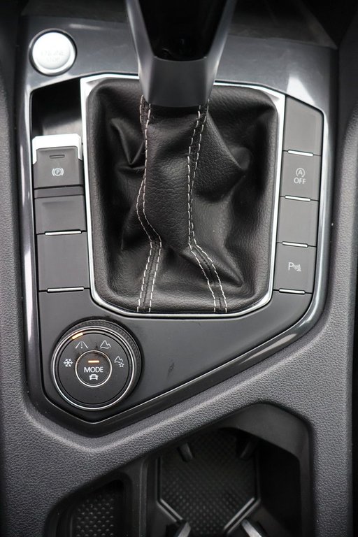 Volkswagen Tiguan Comfortline R-Line Black Edition 2022 à Mascouche, Québec - 20 - w1024h768px