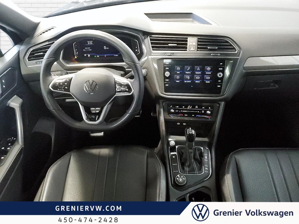 2022 Volkswagen Tiguan Comfortline, Black edition, Carplay, Toit, Cuir in Terrebonne, Quebec - 11 - w1024h768px