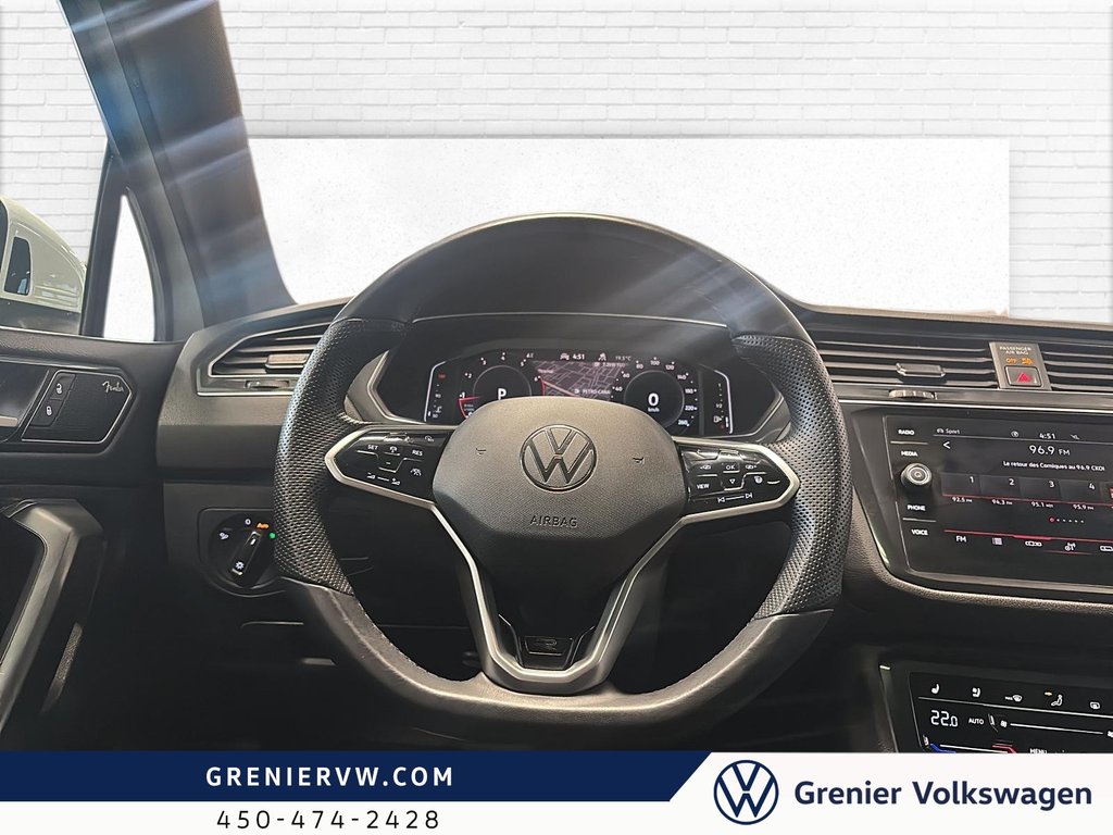 2022 Volkswagen Tiguan Highline R-Line, Cuir, Toit, Démarreur in Terrebonne, Quebec - 8 - w1024h768px