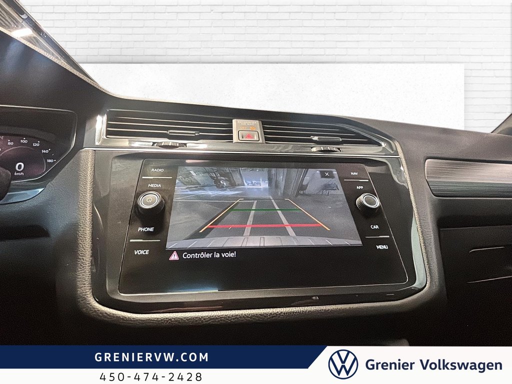 2022 Volkswagen Tiguan Highline R-Line, Cuir, Toit, Démarreur in Terrebonne, Quebec - 12 - w1024h768px
