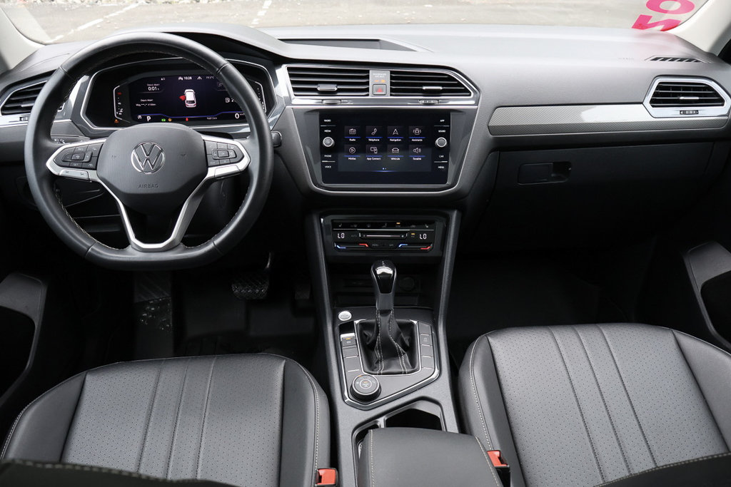 Volkswagen Tiguan COMFORTLINE+AWD+TOIT PANO 2023 à Terrebonne, Québec - 14 - w1024h768px