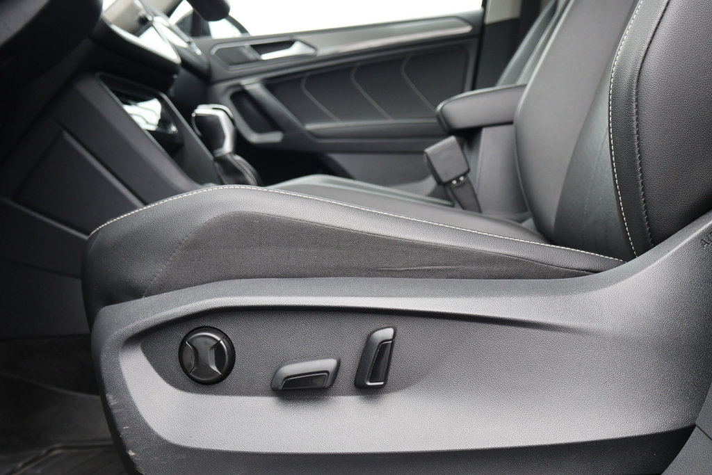 Volkswagen Tiguan COMFORTLINE+AWD+TOIT PANO 2023 à Terrebonne, Québec - 13 - w1024h768px