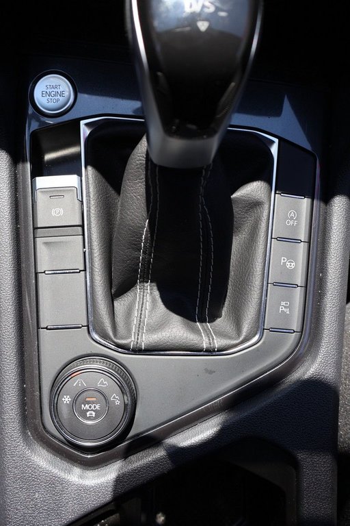 2023 Volkswagen Tiguan Highline R-Line, Cuir, Toit, Carplay in Mascouche, Quebec - 26 - w1024h768px