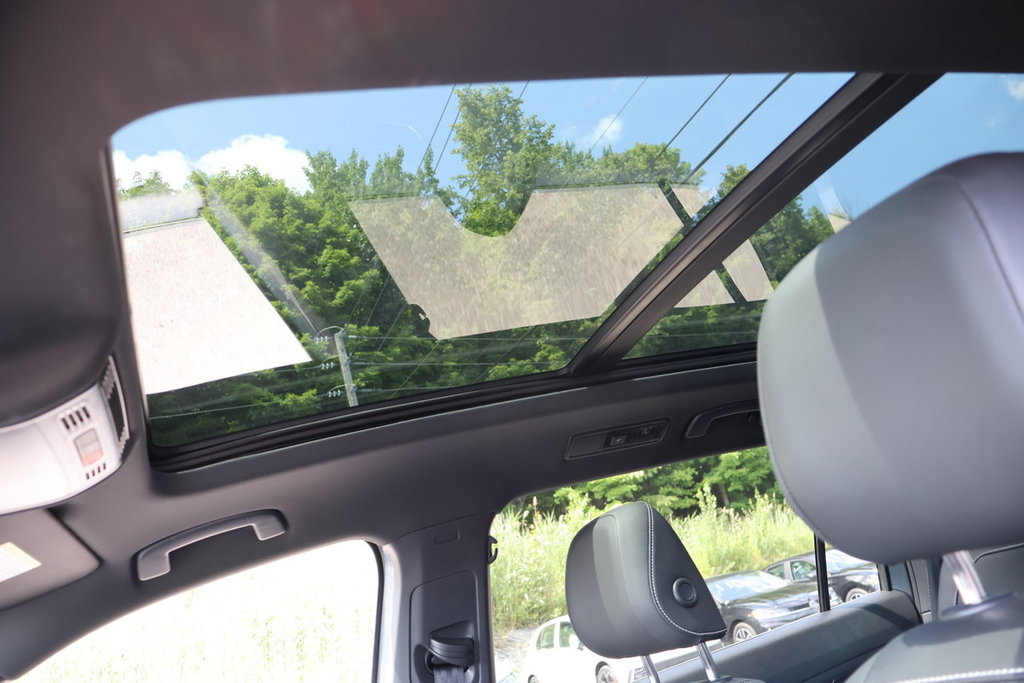2023 Volkswagen Tiguan Comfortline, R-Line Black Ed., Jamais Accidenté in Mascouche, Quebec - 9 - w1024h768px