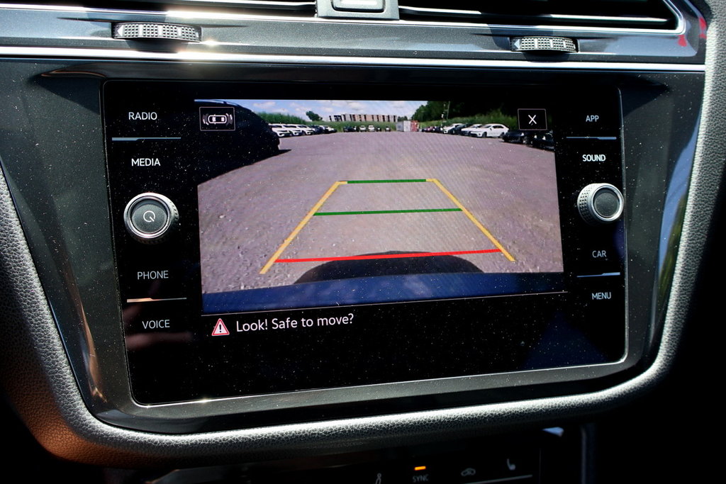 2023 Volkswagen Tiguan Comfortline, R-Line Black Ed., Jamais Accidenté in Mascouche, Quebec - 17 - w1024h768px