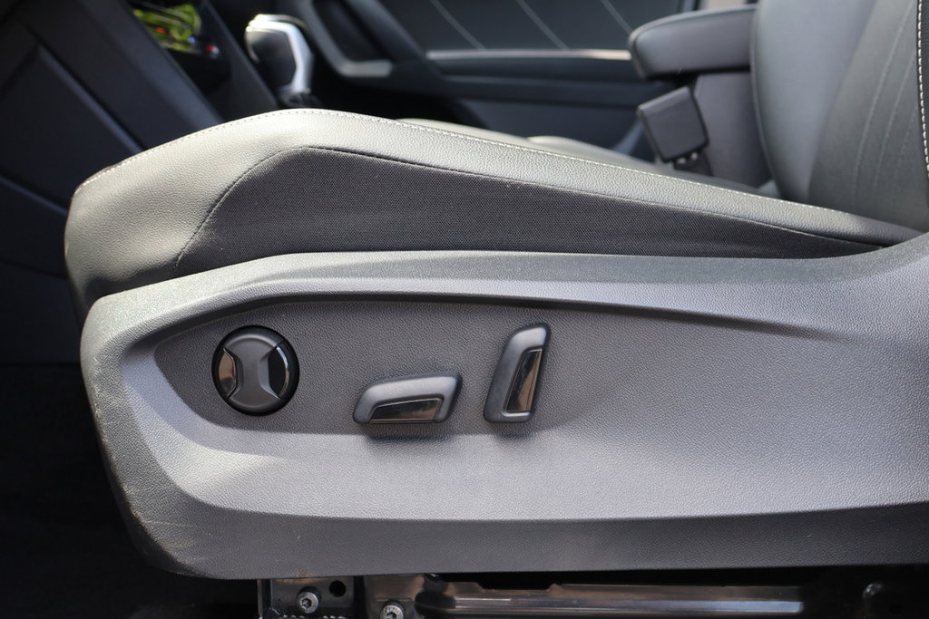 2023 Volkswagen Tiguan Comfortline, R-Line Black Ed., Jamais Accidenté in Mascouche, Quebec - 10 - w1024h768px