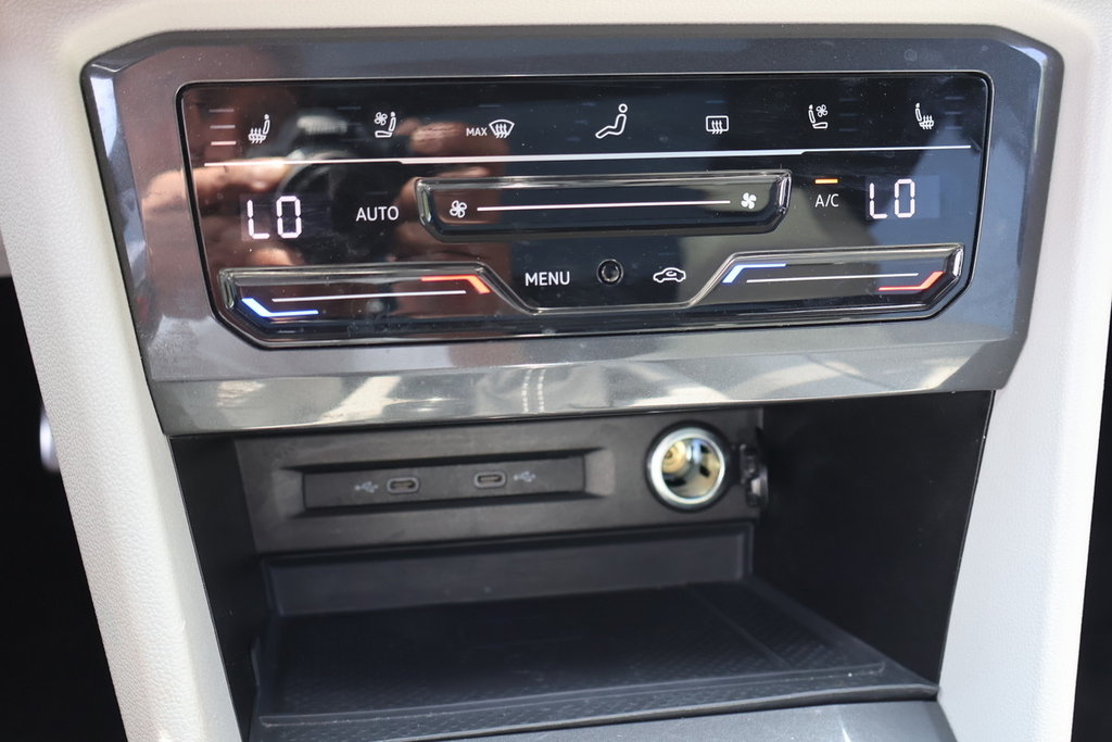 Volkswagen Tiguan Highline, R-Line, Jamais Accidenté, Banc Ventilé 2023 à Mascouche, Québec - 25 - w1024h768px