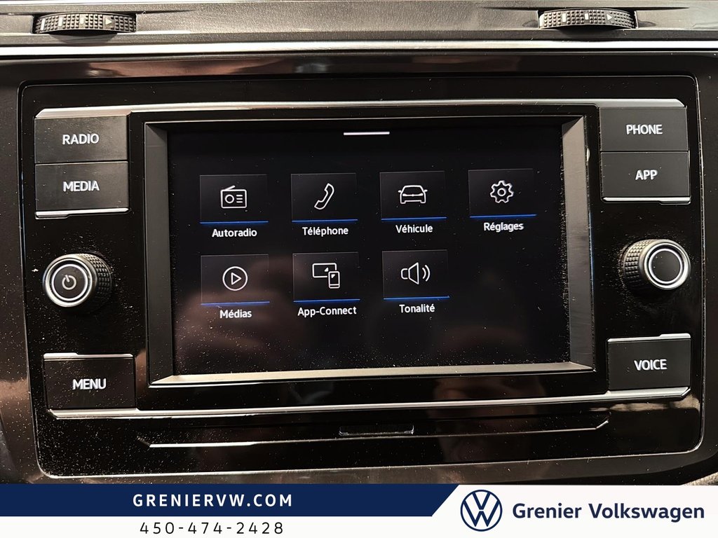 Volkswagen Tiguan Trendline, AWD, Ensemble de 8 Pneus et Jantes 2023 à Mascouche, Québec - 18 - w1024h768px