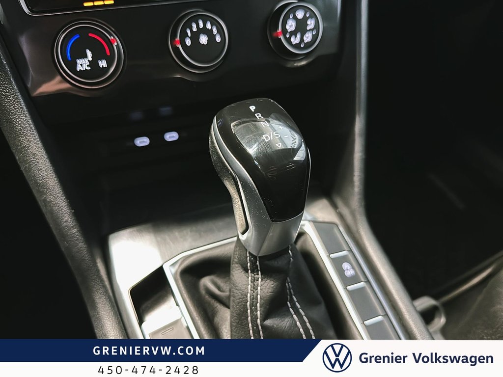 Volkswagen Tiguan Trendline, AWD, Ensemble de 8 Pneus et Jantes 2023 à Mascouche, Québec - 15 - w1024h768px