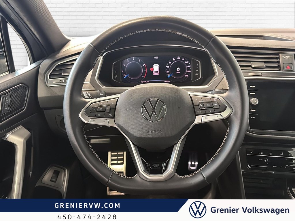 Volkswagen Tiguan Comfortline R-Line, Cuir, Toit Pano, Carplay 2023 à Terrebonne, Québec - 10 - w1024h768px