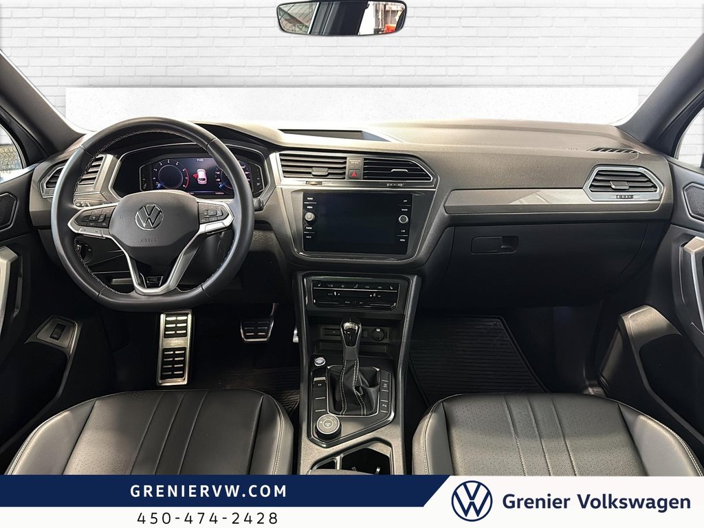 Volkswagen Tiguan Comfortline R-Line, Cuir, Toit Pano, Carplay 2023 à Terrebonne, Québec - 11 - w1024h768px